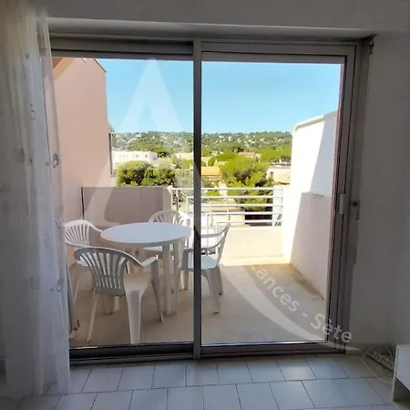 아파트 Avec Terrasse A 2 Min Des Plages A Pied 세테